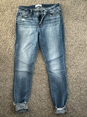 Buckle Women's Washed Blue Ankle Skinny Jeans